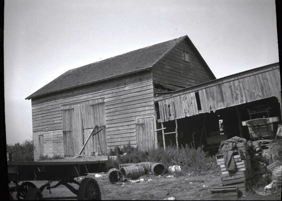 Christian Nicklaus' Barn On Three Mile Mill Road Near Old South Road, 1922.