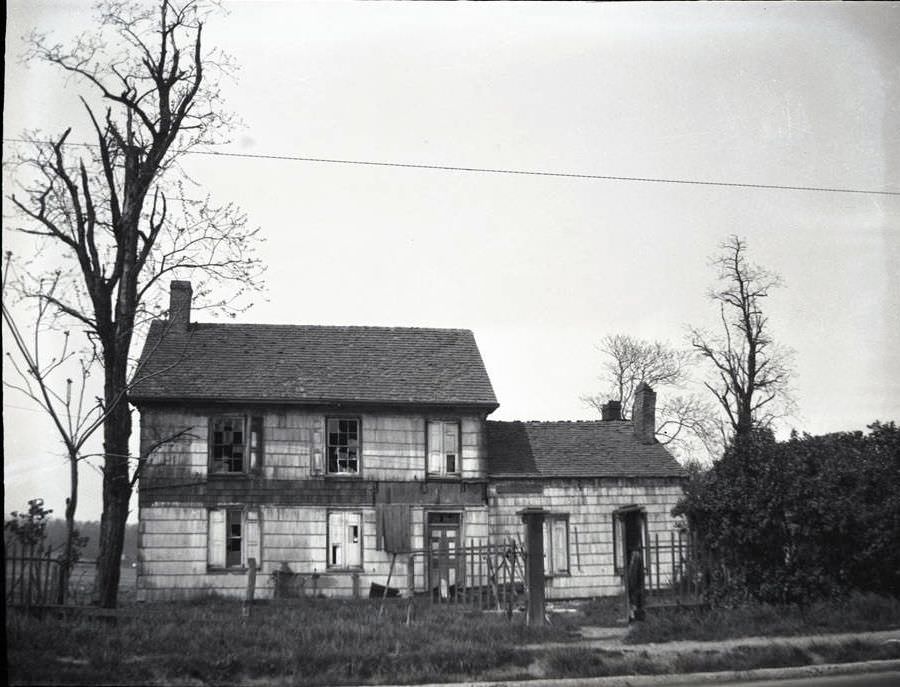 Bogart House On The North Side Of Jamaica Avenue Near 200Th Street, Hollis, 1923.
