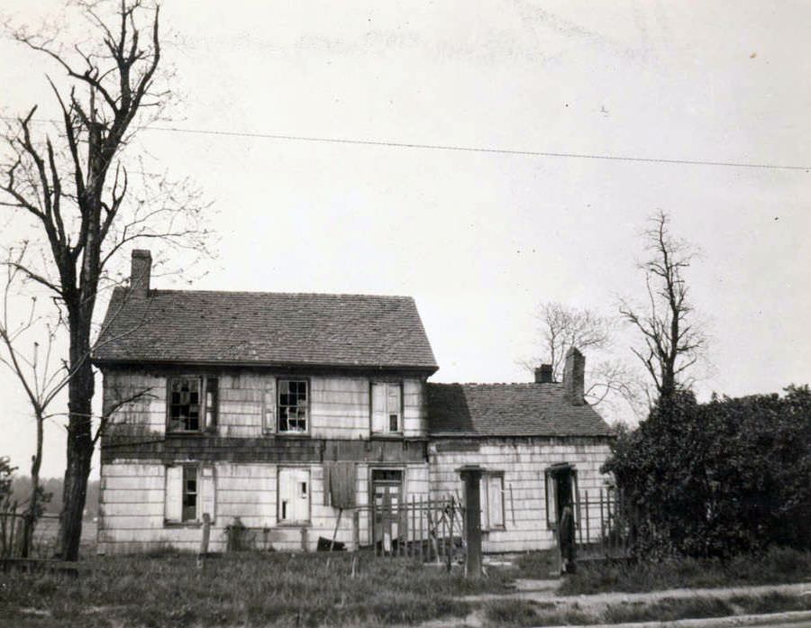 Bogart House On The North Side Of Jamaica Avenue Near 200Th Street, Hollis, 1923.