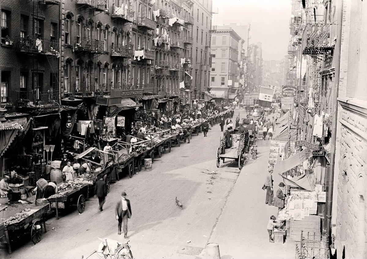 Italian Market On Mulberry Street, New York, 1900S.