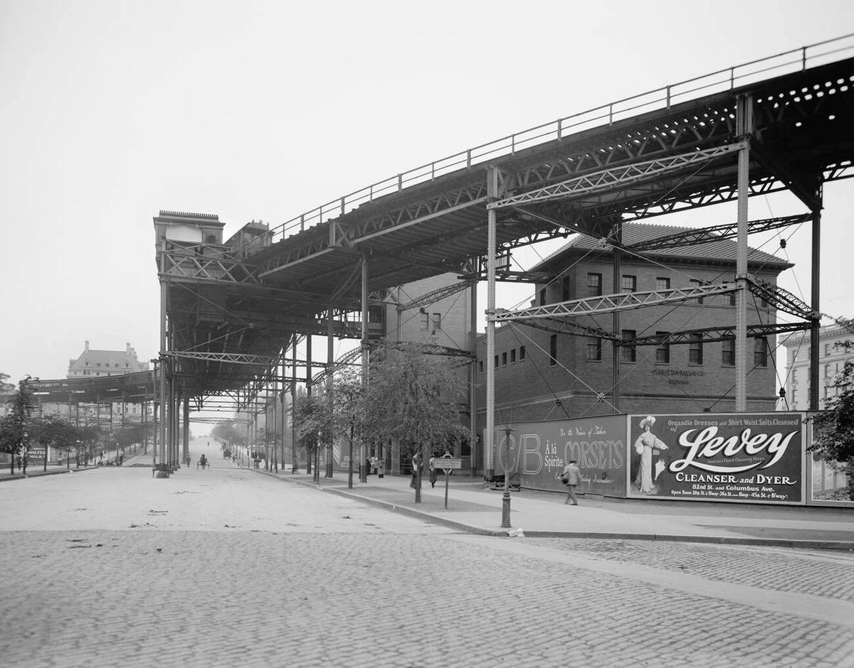 110Th Street Elevated Station, New York, 1905.