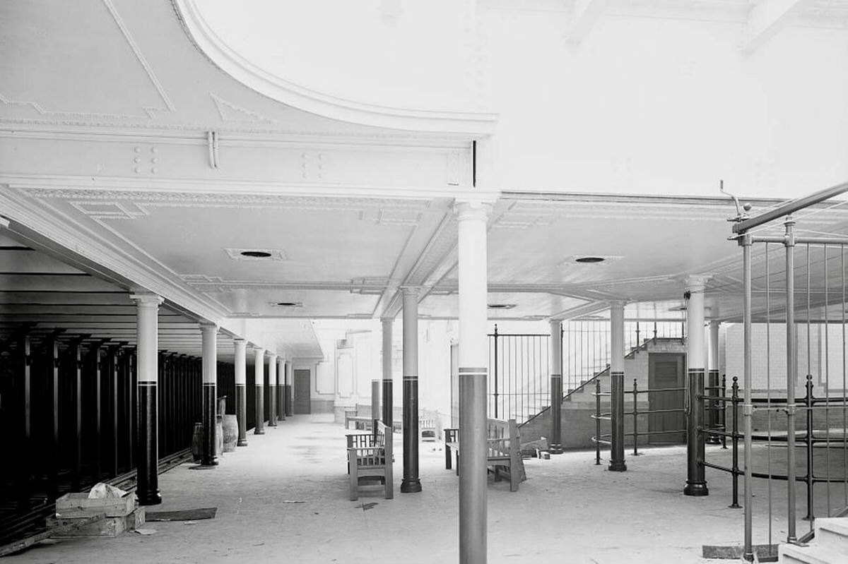 28Th Street Subway Station, New York, 1906.