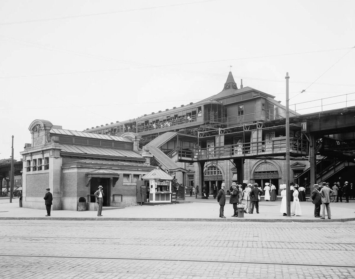 Subway Entrance At Atlantic Avenue, Brooklyn, 1910.