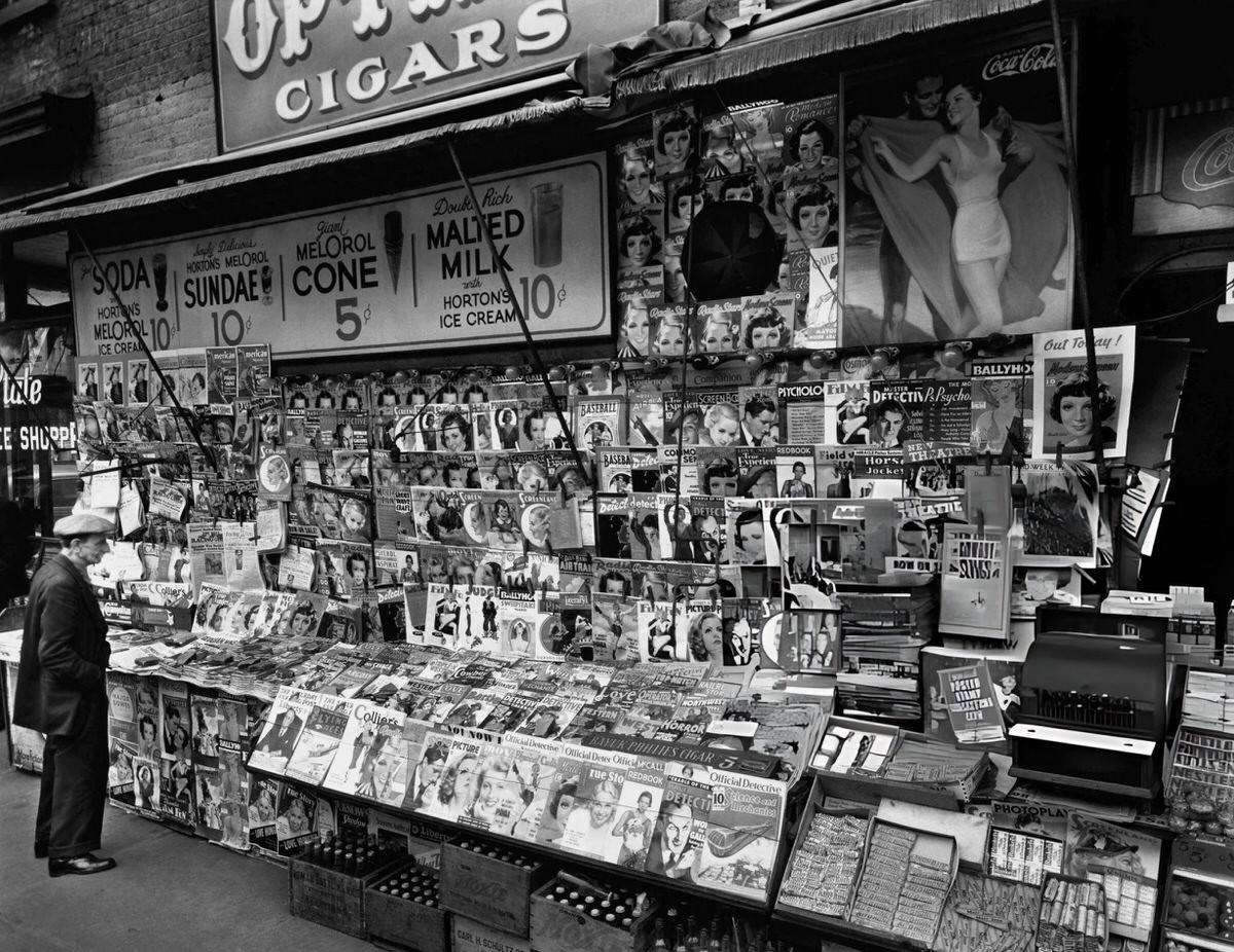 Newsstand, New York, 1935.