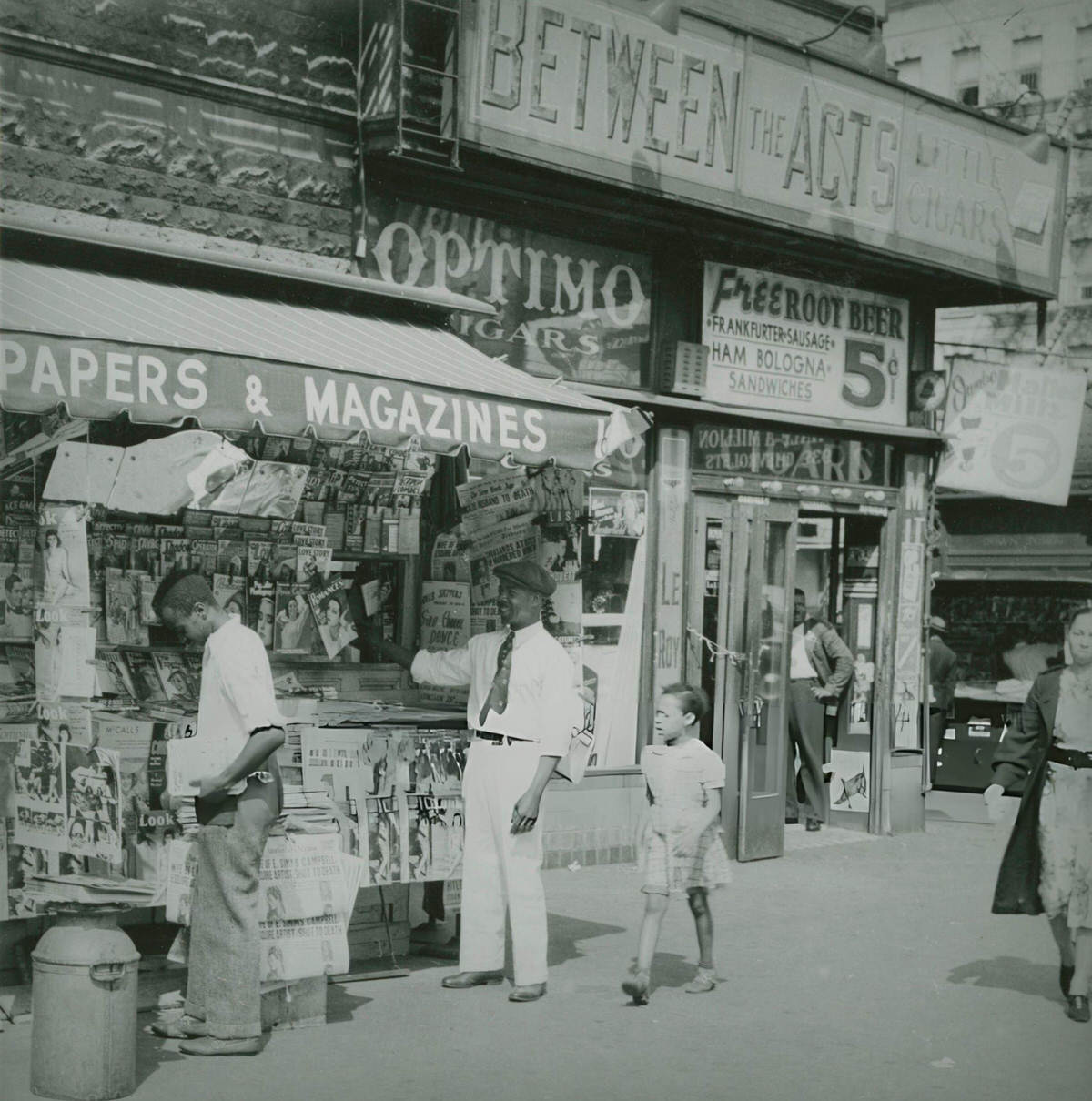 Harlem Newspaper Stand, 1939.