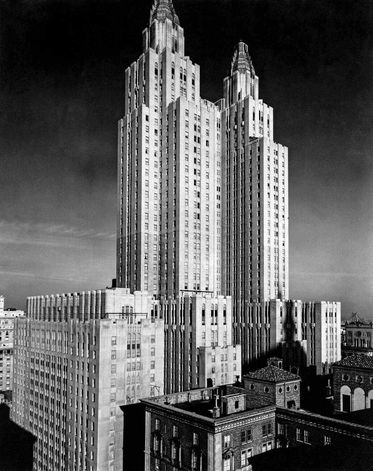 Waldorf-Astoria Hotel And Towers In Midtown Manhattan, 1931.