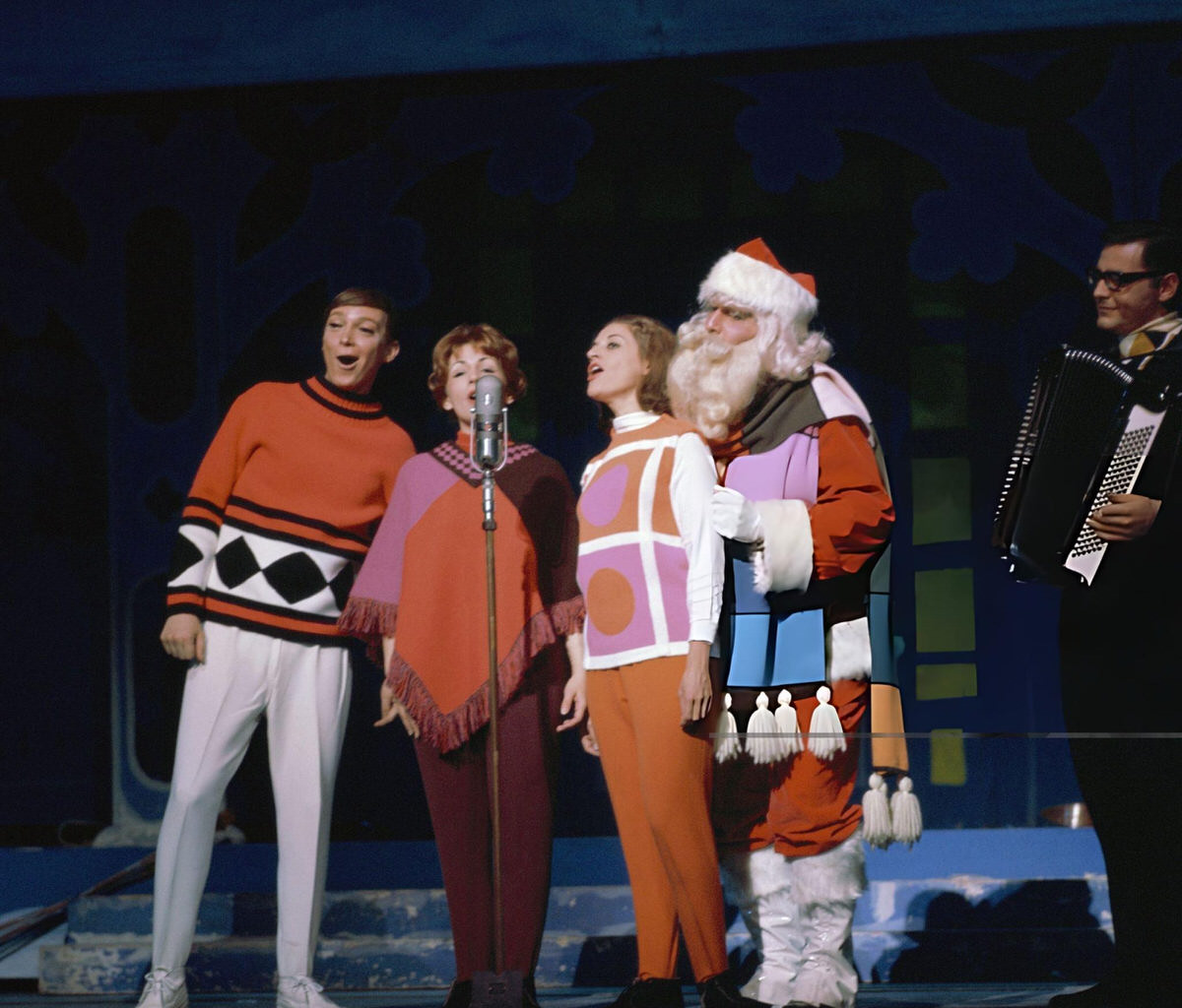 Carolers Singing Onstage, Radio City Music Hall At Christmas Time, 1967.
