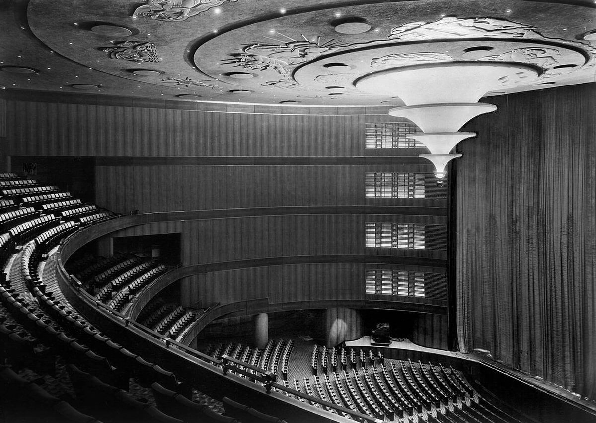 Interior Of The Roxy Theatre On West 49Th Street, New York, 1932.