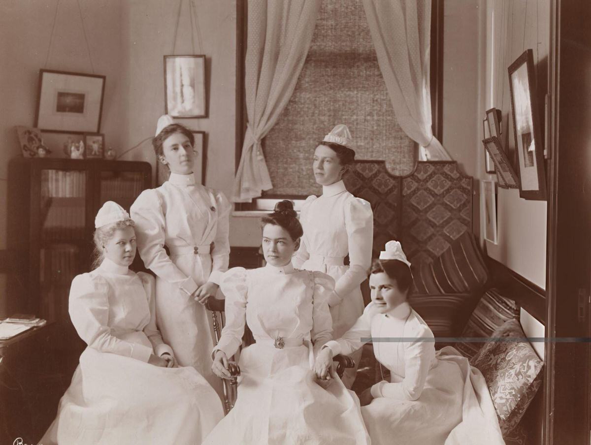 Sloane Maternity Hospital, New York, 1890S.