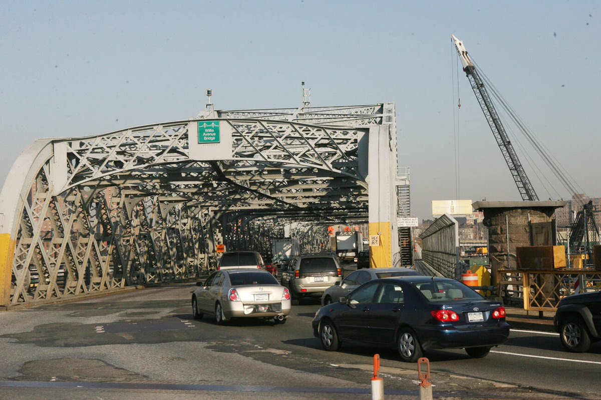 Construction Work On The Replacement Of The Willis Avenue Bridge Between Upper Manhattan And The South Bronx, 2008.