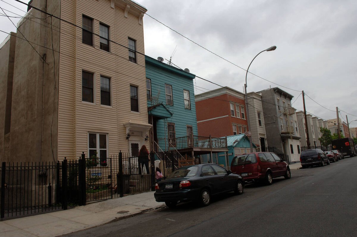 Affordable Housing In The Melrose Neighborhood, Bronx, 2007.