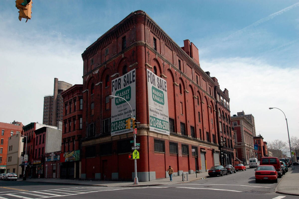 Brick Warehouse For Sale In The Mott Haven Neighborhood, Bronx, 2006.