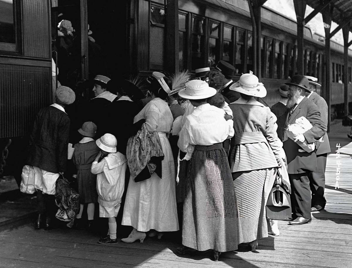 The 1916 Polio Epidemic In New York City: The Summer That Brought Fear To Every Neighborhood