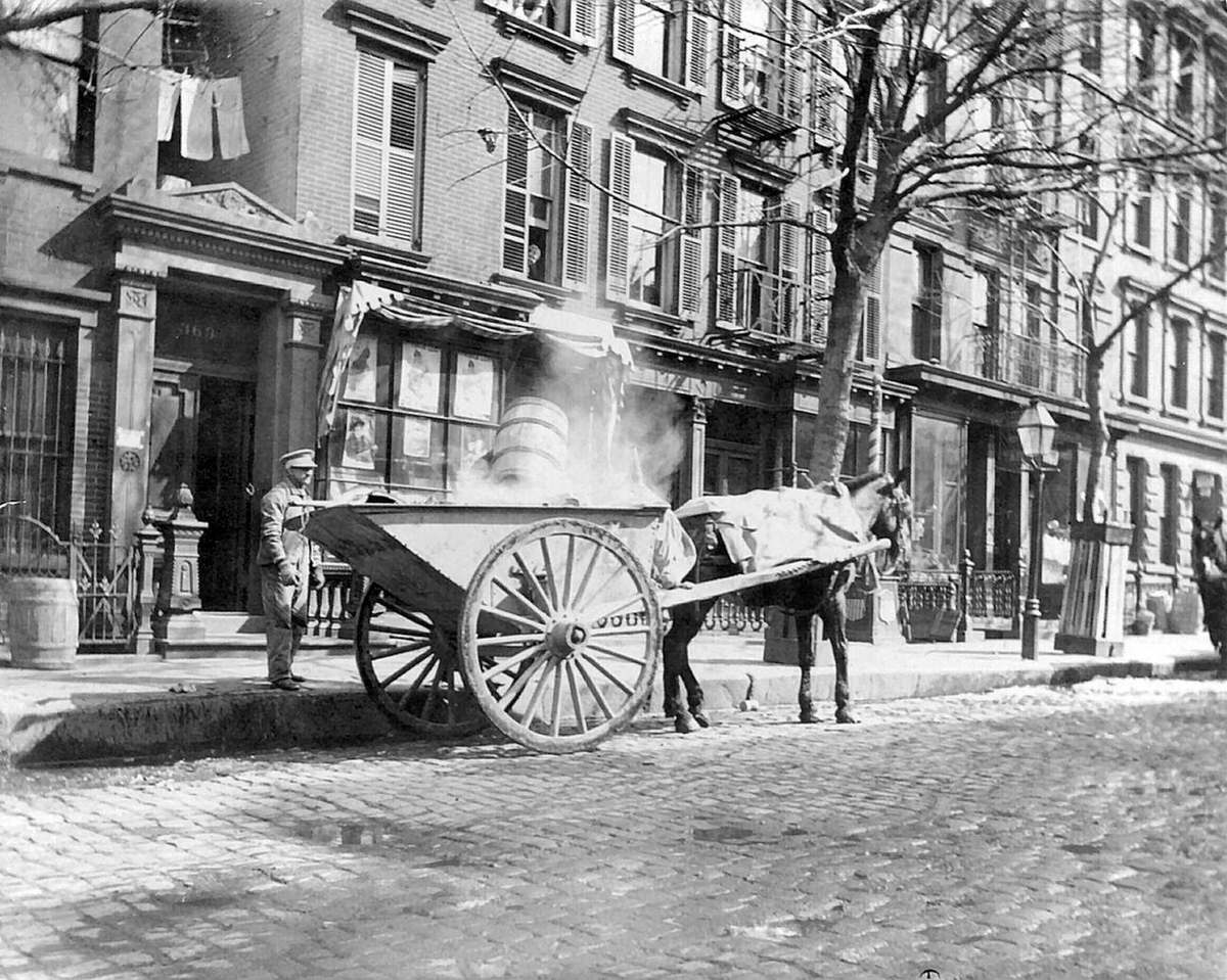 Ash Cart, New York, 1896.