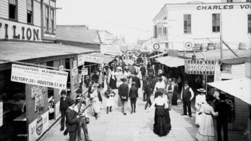 Bowery 1900S