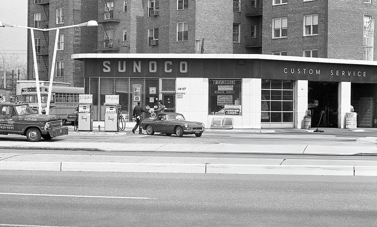 Sunoco Gas Station On Woodhaven Boulevard In Forest Hills, Queens, 1975.