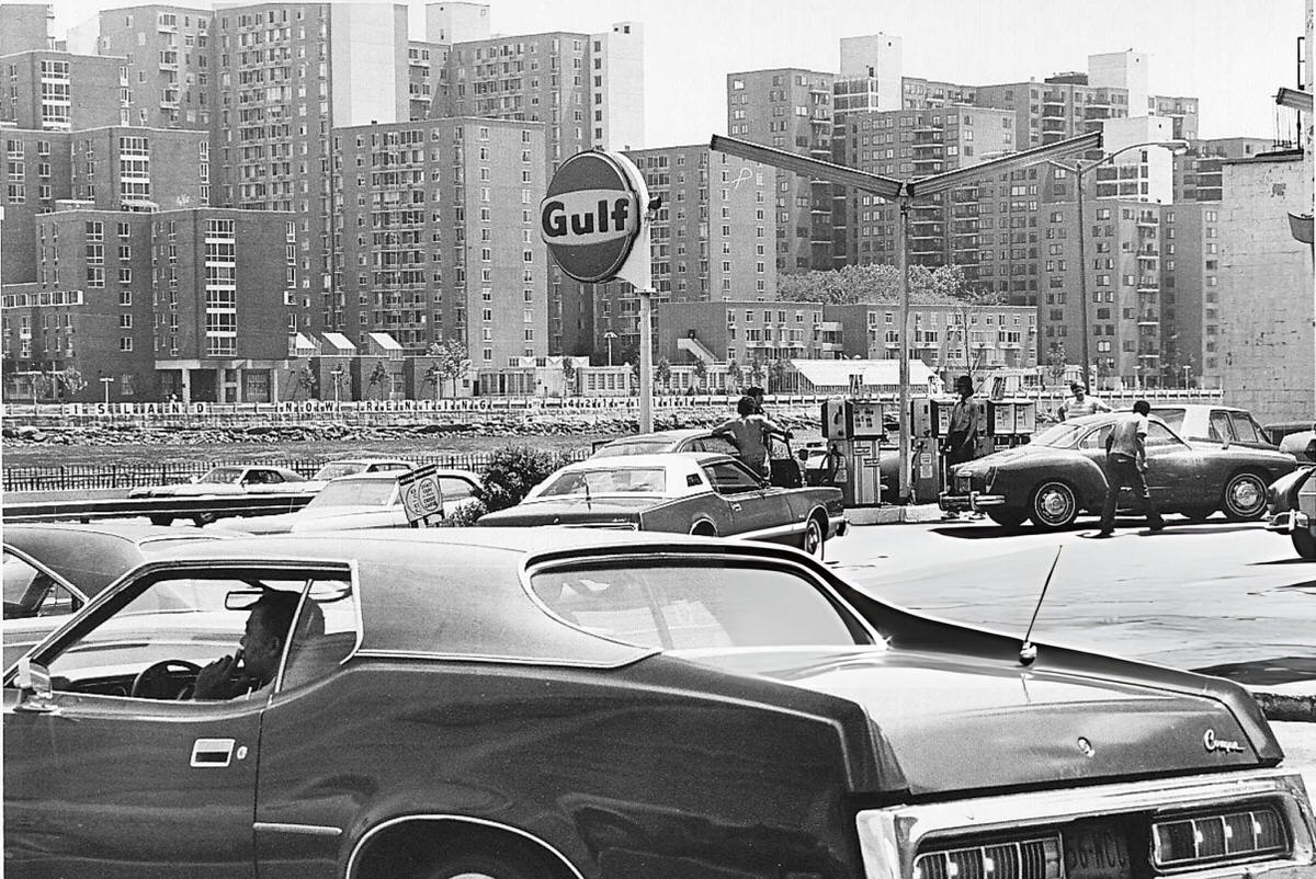Line At A Gulf Station At 73Rd Street And Fdr Drive After Power Was Restored Following The Blackout, Manhattan, 1977.