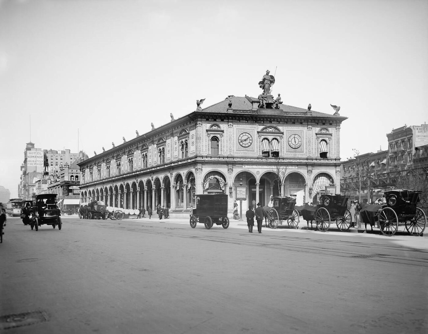 Herald Building In New York City, 1905