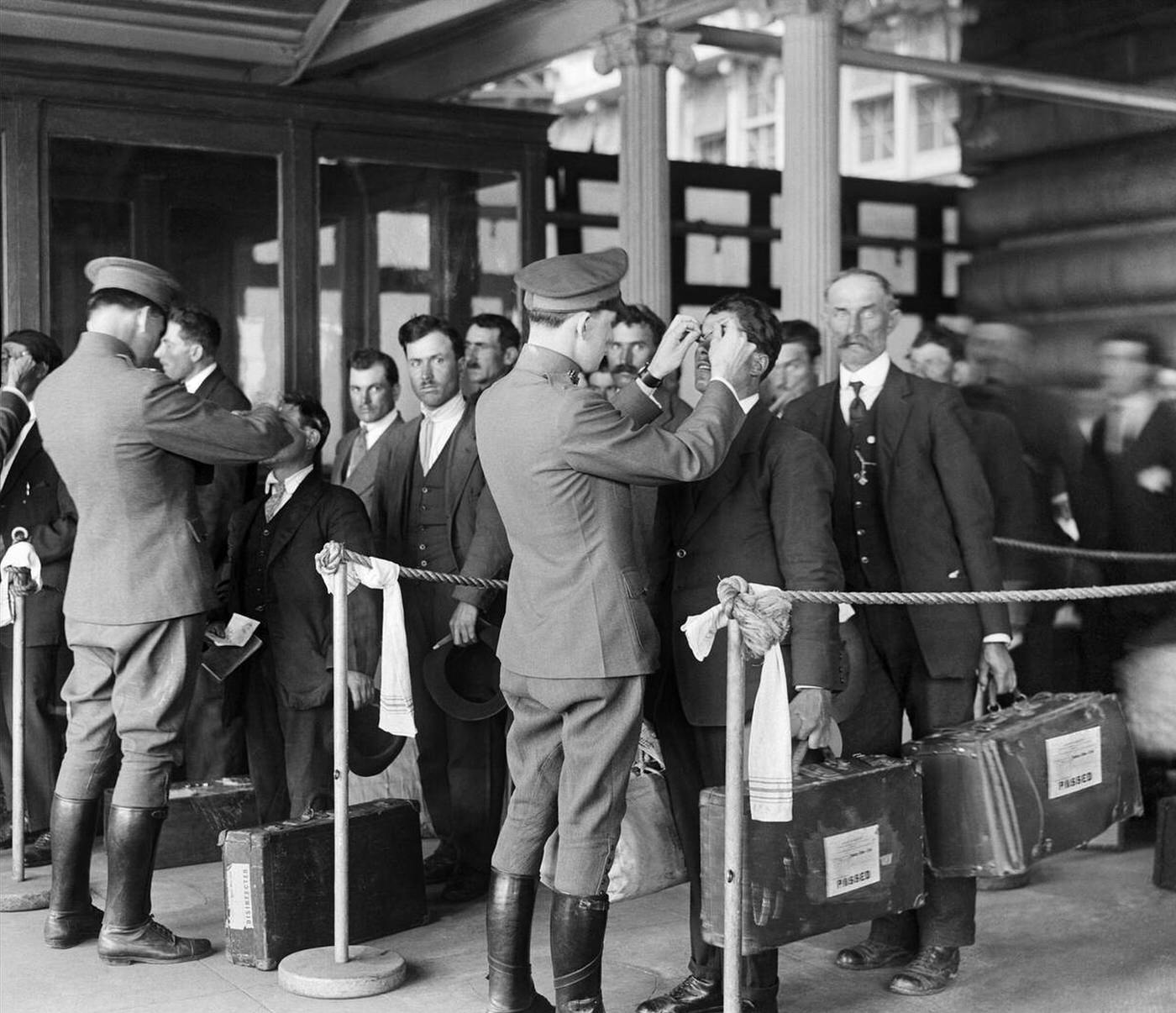 Health Inspection Of New Immigrants At Ellis Island, 1914