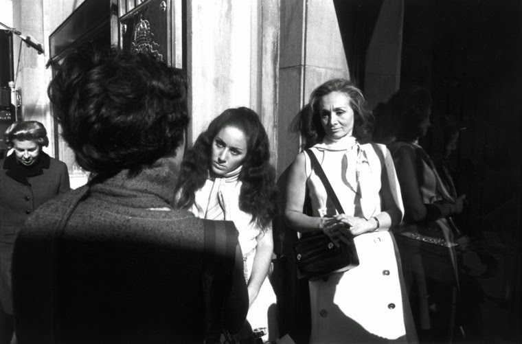 The Women Of New York City From The 60S And 70S Through Garry Winogrand’s Provocative Lens