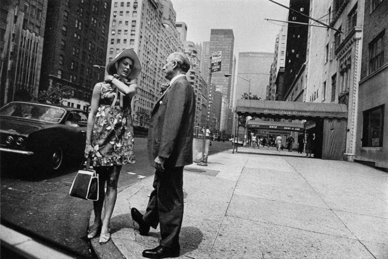 The Women Of New York City From The 60S And 70S Through Garry Winogrand’s Provocative Lens