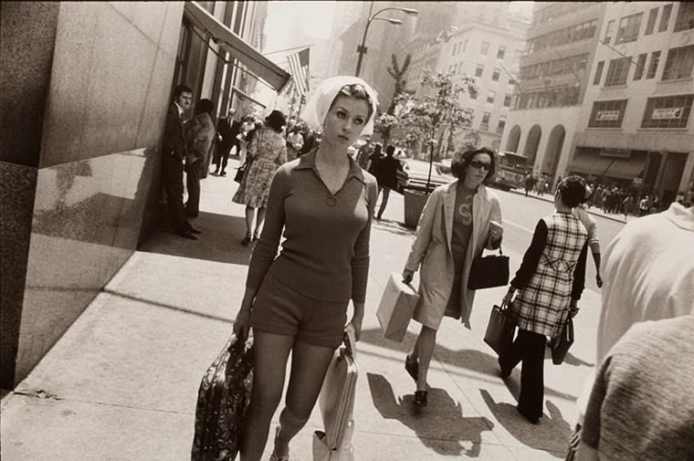 The Women Of New York City From The 60S And 70S Through Garry Winogrand’s Provocative Lens