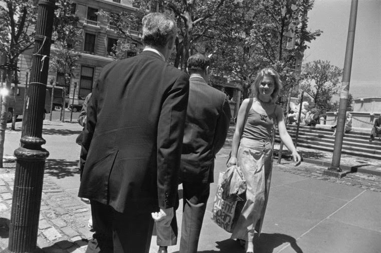 The Women Of New York City From The 60S And 70S Through Garry Winogrand’s Provocative Lens